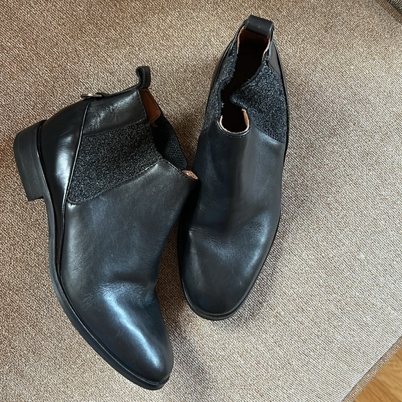 Hudson London Booties - Picture 1 of 7